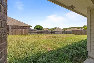 549 Anchor Way, Crowley, TX 76036 - Photo 17