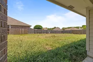 549 Anchor Way, Crowley, TX 76036 - Photo 17