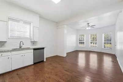 900 W Morgan, Denison, TX 75020 - Photo 7