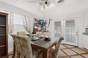 8933 Jennie Lee Ln, Dallas, TX 75227 - Photo 11