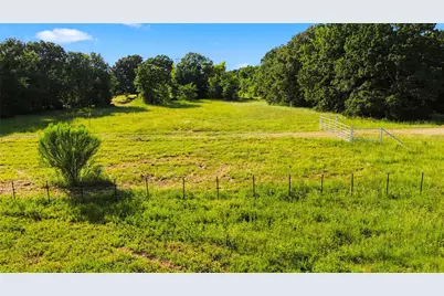 610 County Road 2040, Klondike, TX 75448 - Photo 5