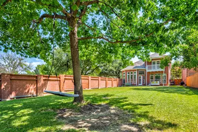 1132 Stone Gate Drive, Irving, TX 75063 - Photo 33