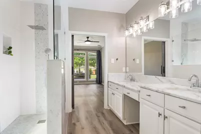 1132 Stone Gate Drive, Irving, TX 75063 - Photo 23