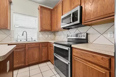 3425 Hermalinda Drive, Denton, TX 76207 - Photo 11