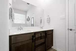 3223 Hunters Gln Dr, Aubrey, TX 76227 - Photo 17