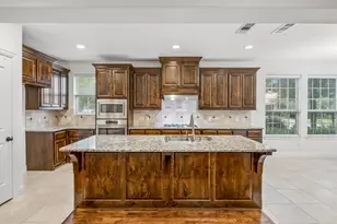 6119 Mulholland Dr, Irving, TX 75039 - Photo 5