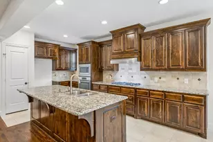6119 Mulholland Dr, Irving, TX 75039 - Photo 7