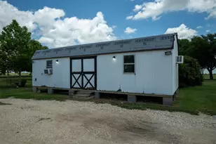 5327 Old Lorena Rd, Lorena, TX 76655 - Photo 25