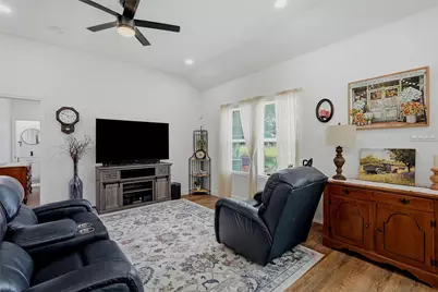 310 N Water Street, Savoy, TX 75479 - Photo 9