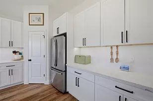 310 N Water St, Savoy, TX 75479 - Photo 17