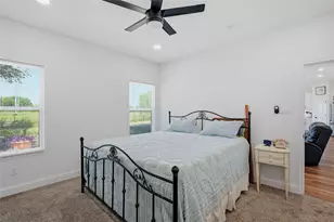 310 N Water St, Savoy, TX 75479 - Photo 19