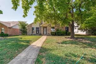 805 Whitney St, Cedar Hill, TX 75104 - Photo 1