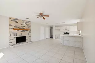 805 Whitney St, Cedar Hill, TX 75104 - Photo 11