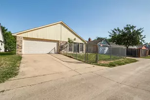 805 Whitney St, Cedar Hill, TX 75104 - Photo 23