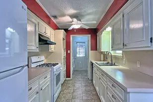 137 Penny Ln, Athens, TX 75751 - Photo 5