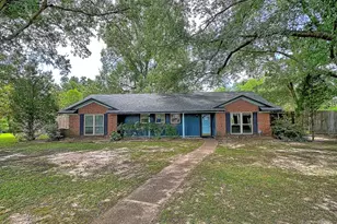 137 Penny Ln, Athens, TX 75751 - Photo 1