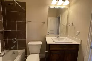 2650 Venice Dr, Grand Prairie, TX 75054 - Photo 9