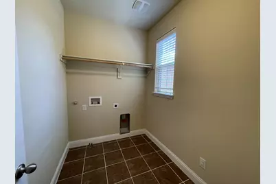 2650 Venice Drive #4, Grand Prairie, TX 75054 - Photo 7