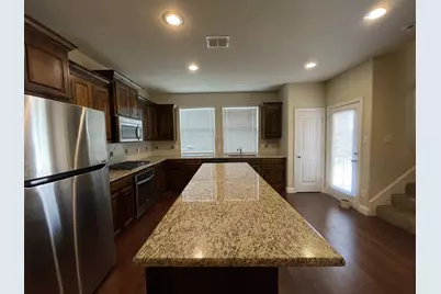 2650 Venice Drive #4, Grand Prairie, TX 75054 - Photo 3