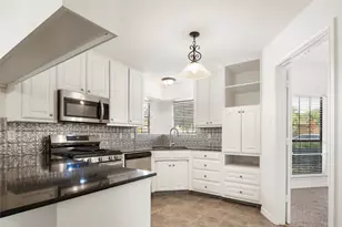614 Arbor Ct, Highland Village, TX 75077 - Photo 9