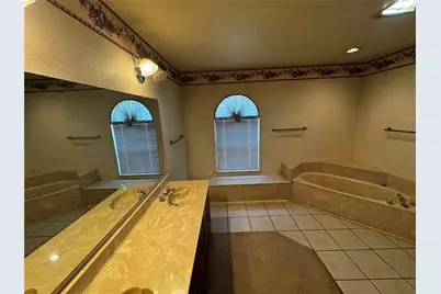 2000 Dan Rowe Street, Waco, TX 76704 - Photo 15