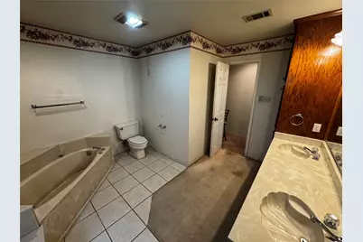 2000 Dan Rowe Street, Waco, TX 76704 - Photo 17