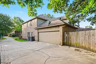 8017 Arlie Ln, North Richland Hills, TX 76182 - Photo 33