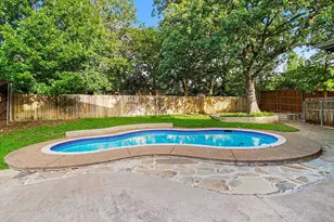 8017 Arlie Ln, North Richland Hills, TX 76182 - Photo 35