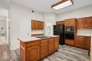 8017 Arlie Ln, North Richland Hills, TX 76182 - Photo 15