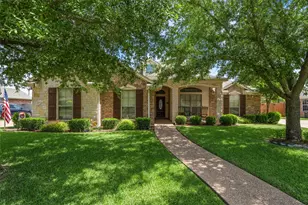 208 Silver Spur Trail, McGregor, TX 76657 - Photo 31