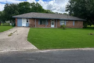 760 Williams St, Italy, TX 76651 - Photo 1