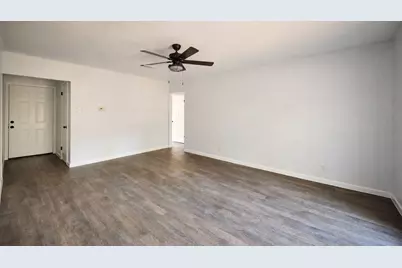 3856 Brambleton Place, Forest Hill, TX 76119 - Photo 5