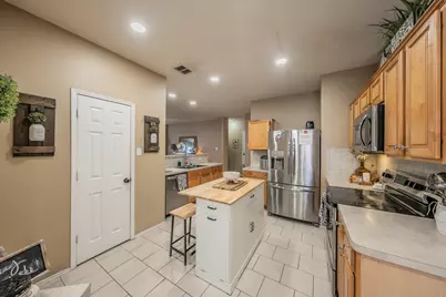 9032 Saratoga Road, Fort Worth, TX 76244 - Photo 11