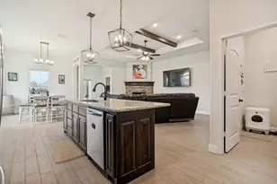 2108 Hill Crest Ct, Weatherford, TX 76086 - Photo 11