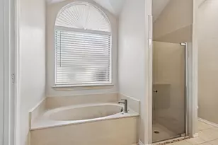 4220 Maryanne Pl, Haltom City, TX 76137 - Photo 15