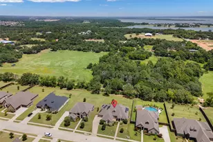 508 Ambergate Dr, Shady Shores, TX 76208 - Photo 29