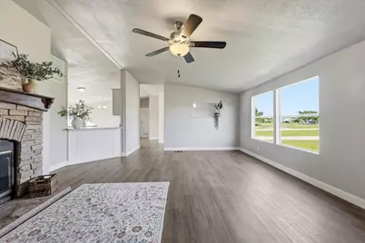 11105 McKinley Drive, Venus, TX 76084 - Photo 7
