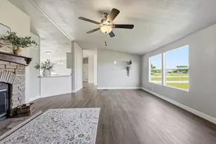 11105 McKinley Dr, Venus, TX 76084 - Photo 7