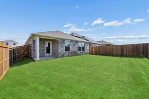 831 Hillcrest Bouvelard, Princeton, TX 75407 - Photo 23