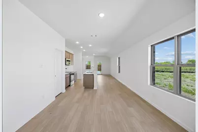 831 Hillcrest Bouvelard, Princeton, TX 75407 - Photo 5