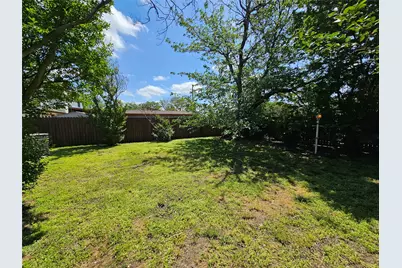 1302 Berkeley Drive, Richardson, TX 75081 - Photo 29
