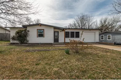 800 E Tucker Boulevard, Arlington, TX 76010 - Photo 1