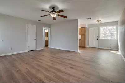 800 E Tucker Boulevard, Arlington, TX 76010 - Photo 5