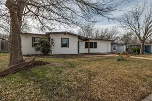 800 E Tucker Blvd, Arlington, TX 76010 - Photo 1