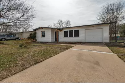 800 E Tucker Boulevard, Arlington, TX 76010 - Photo 3