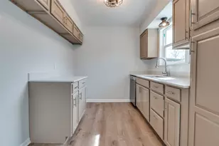 800 E Tucker Blvd, Arlington, TX 76010 - Photo 9