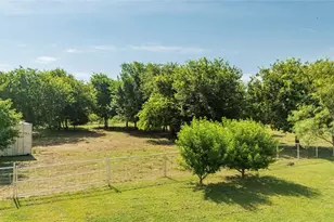 6388 Fm 2071, Gainesville, TX 76240 - Photo 37