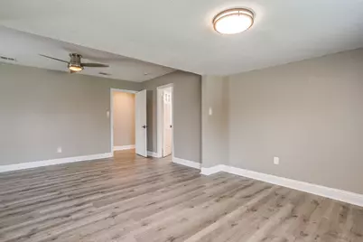 3221 McCart Avenue, Fort Worth, TX 76110 - Photo 15