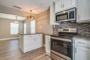 3221 McCart Ave, Fort Worth, TX 76110 - Photo 11