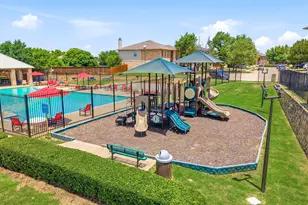1828 Kittredge Way, Fort Worth, TX 76247 - Photo 37